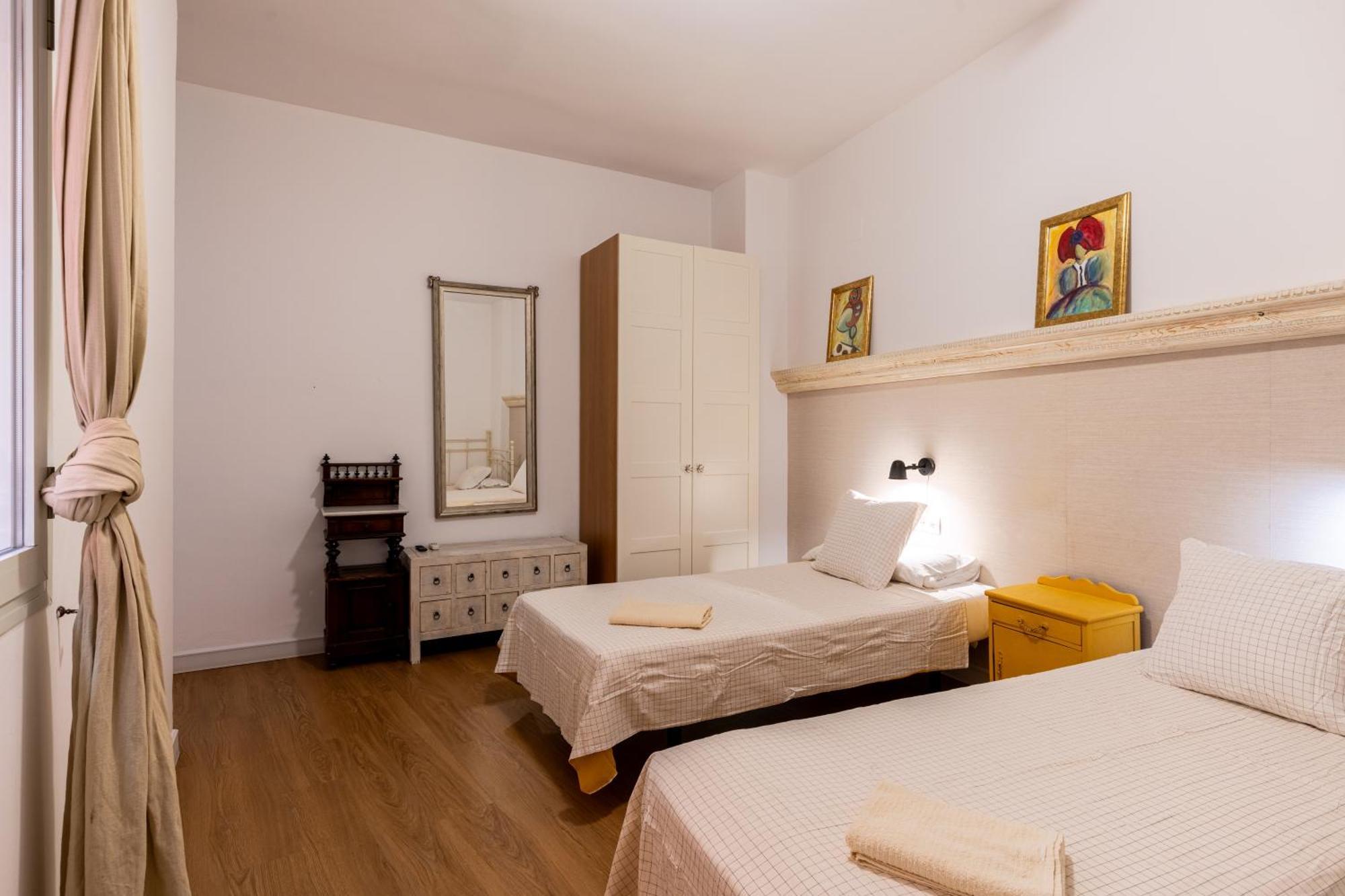 House Sevillana Parking Екстериор снимка