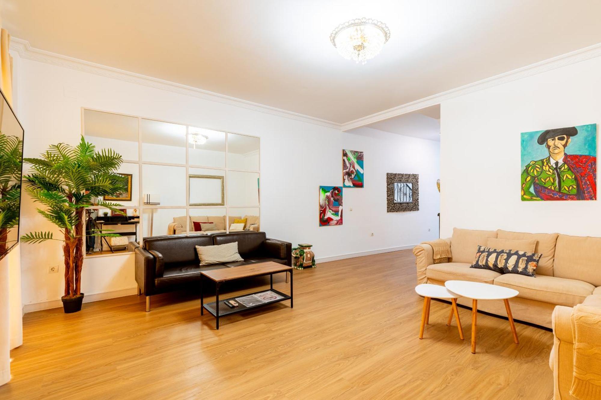 House Sevillana Parking Екстериор снимка